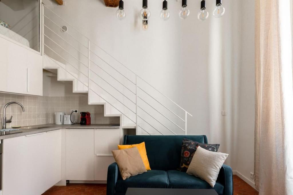 Appartement Authentique Situe En Plein Centre D'Antibes Exterior foto